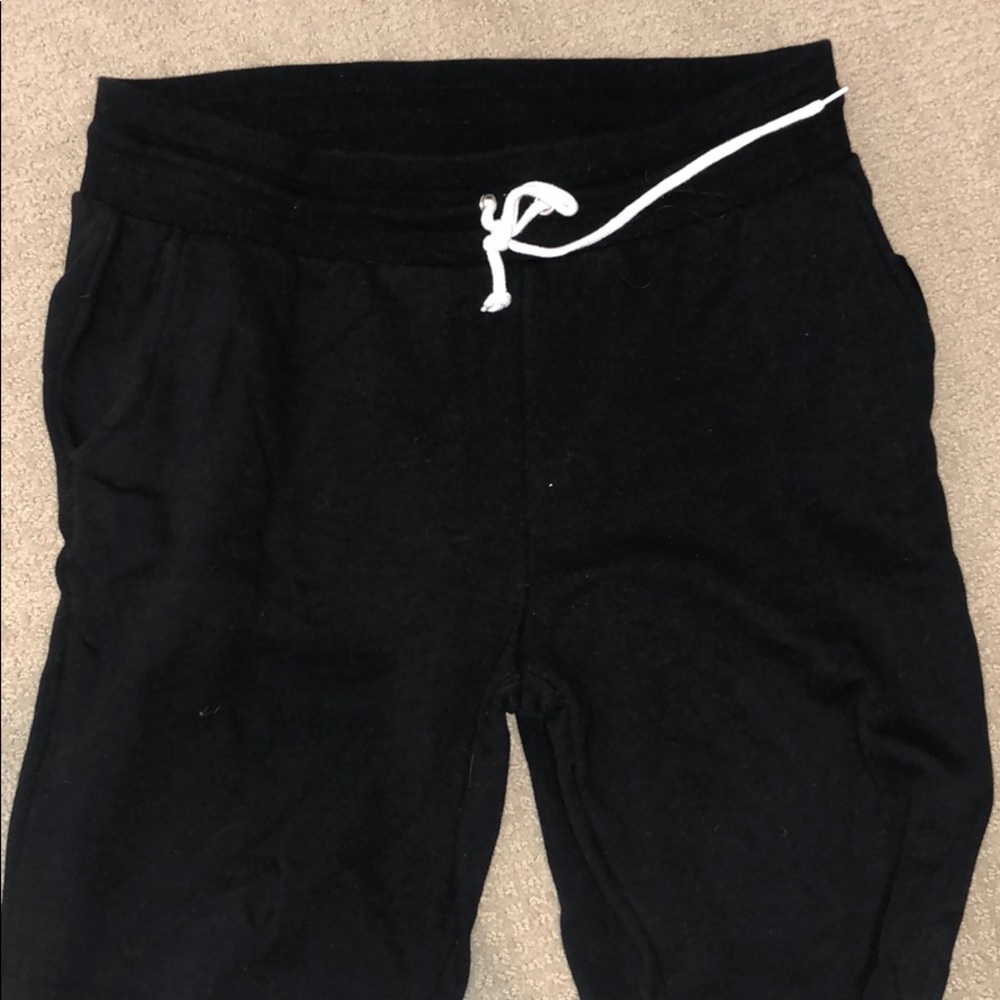 black sweatpants
